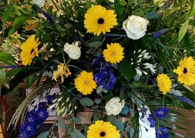 groot-rouwstuk-blauw-geel