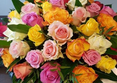 rouwstuk-gemengde-rozen